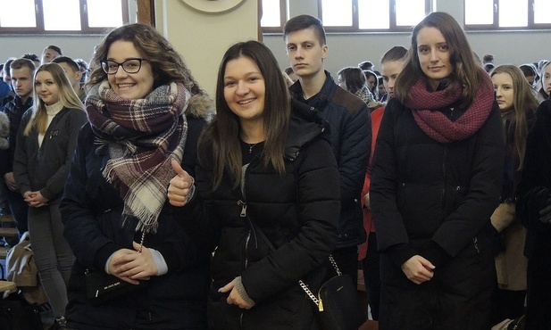 Tak, jak w zeszłym roku, młodzi znów są zaproszeni do kościola w Aleksandrowicach, a także do Cieszyna.