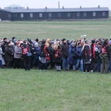 Droga Krzyżowa na terenie obozu na Majdanku