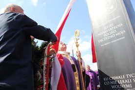 Gdańsk dziękuje za dary Opatrzności Bożej pomnikiem
