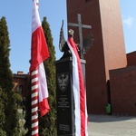 Odsłonięto pomnik wdzięczności za chrzest Polski i odzyskanie niepodległości
