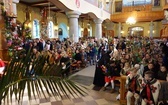 Niedziela Palmowa w parafii w Poroninie 