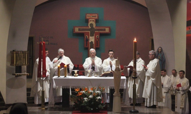 Katowice. Eucharystia w intencji biskupa Marka Szkudły
