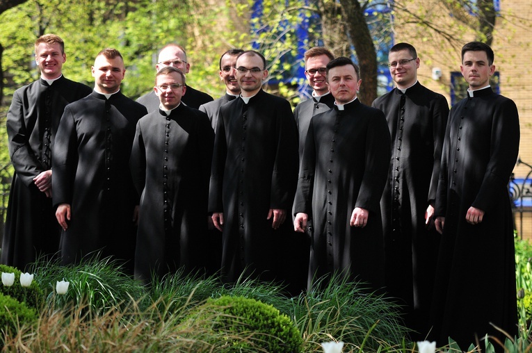 Alumni lubelskiego seminarium przed święceniami diakonatu
