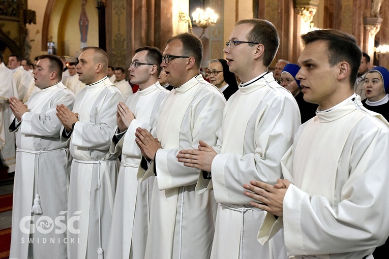 Alumni V roku tuż przed przyjęciem święceń diakonatu.