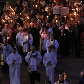 Od kilku lat w Lublinie Droga Światła gromadzi wiernych na Czubach.