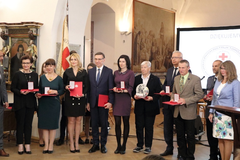 Gala z okazji 100-lecia Polskiego Czerwonego Krzyża 