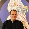Ks. Davide de Nigris jest prezbiterem wspólnoty neokatechumenalnej. Pochodzi z Włoch, a obecnie przebywa  na misji w Danii.