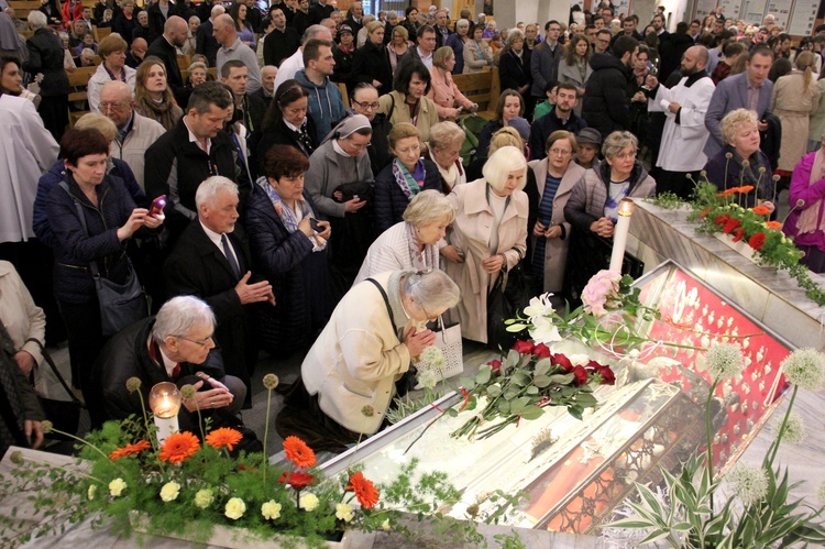 Św. Andrzeju Bobolo, orędowniku pojednania - módl się za nami.