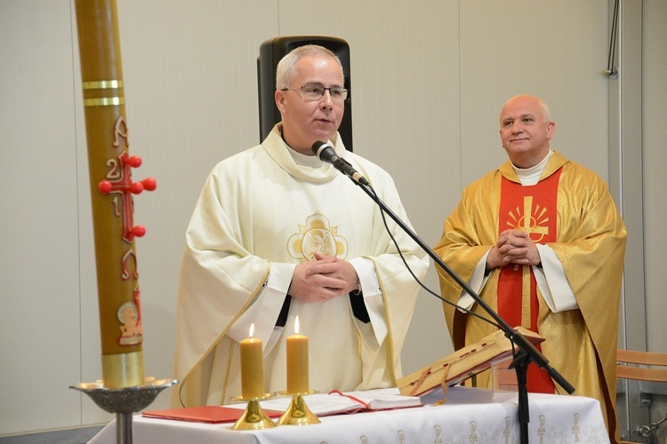 Opole. Pierwsza Eucharystia w parafii św. Jana Pawła II