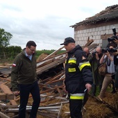 Trąba powietrzna przeszła nad gminami Wojciechów i Konopnica, blisko Lublina. Na miejscu premier Morawiecki