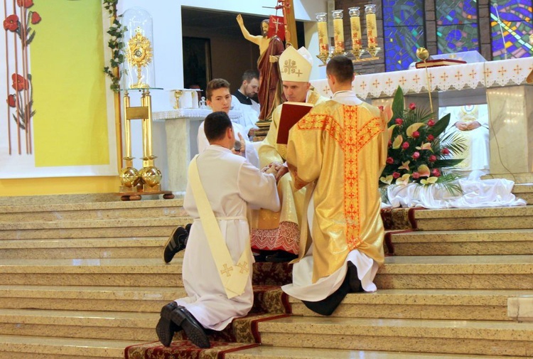 Święcenia kapłańskie u kamilianów 