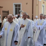 Opole. Przeniesienie do katedry ciała śp. biskupa Jana Bagińskiego