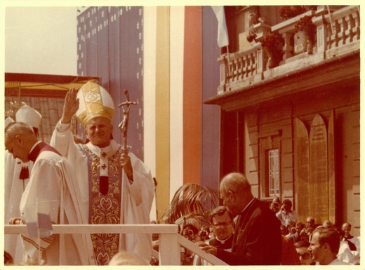 Jan Paweł II i dr Emilian Kocot w 1979 roku