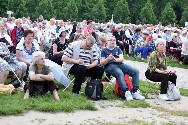 VII Ogólnopolska Pielgrzymka Żywego Różańca na Jasną Górę