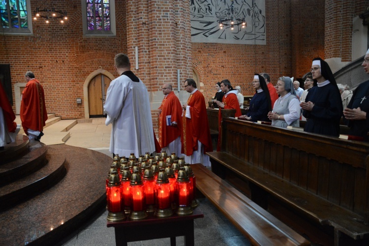 Wspomnienie duchownych, którzy oddali życie za swoich parafian podczas II wojny światowej