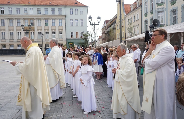 Centralna  procesja Bożego Ciała w Gliwicach