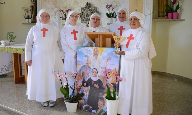 O nowej świętej opowiadają siostry kamilianki