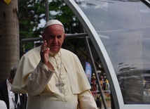 Papież: celem postępu jest rozwój człowieka i pokój