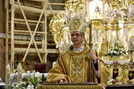 Liturgii przewodniczył bp Adam Bałabuch, biskup pomocniczy diecezji świdnickiej.