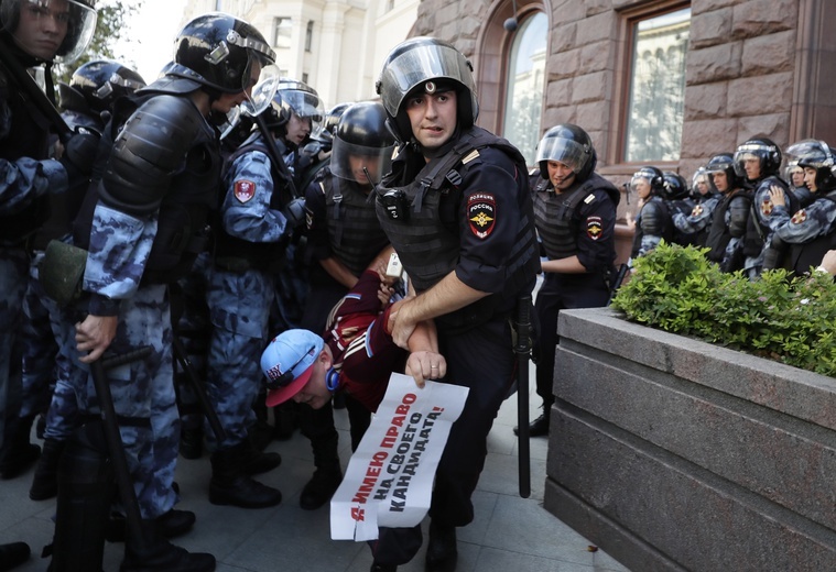 1074 zatrzymanych w związku z protestem opozycji w Moskwie