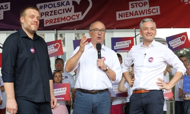 Przez Białystok przeszedł marsz "Polska przeciw przemocy"