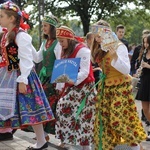 Poświęcenie nowego feretronu Matki Bożej i jubileusz kapłaństwa