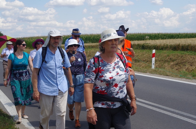 Piesza pielgrzymka do Świętych Schodów cz. 2