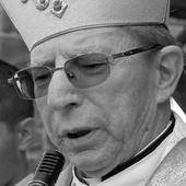 Śp. bp Stefan Siczek (1937-2012).