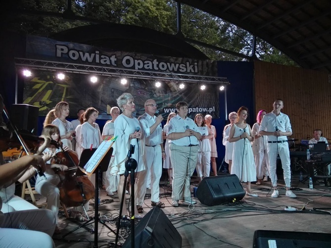 Koncert w Opatowie 