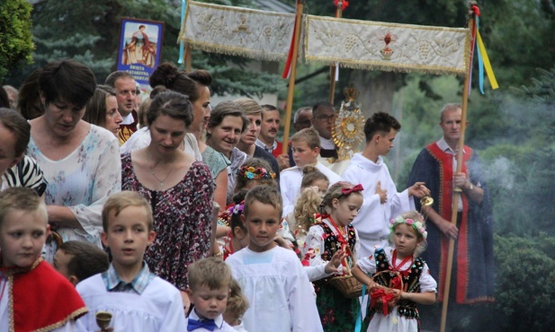W Krużlowej rozpoczął się tygodniowy odpust ku czci Przemienienia Pańskiego