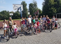 Katowice: Dom Aniołów Stróżów dostał rowery i hulajnogi [ZDJĘCIA]
