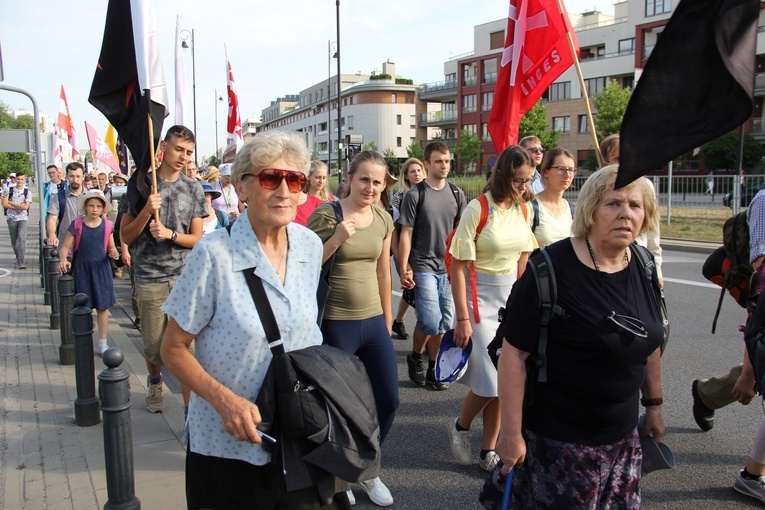 Świątynia Opatrzności Bożej na trasie "siedemnastek"