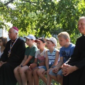 Uczestników półkolonii odwiedził bp Andrzej F. Dziuba.