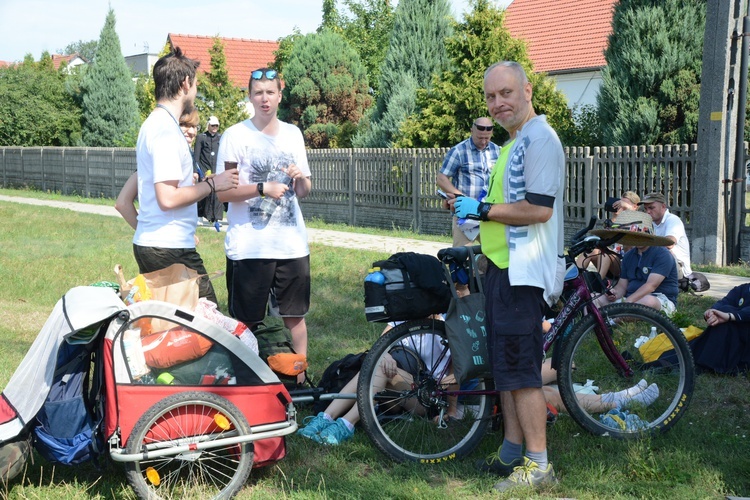 Pielgrzymkowy postój w Suchym Borze