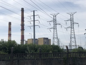 Stalowa Wola, elektrownia. Kominy węglowego bloku.