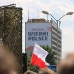 Katowice. Defilada "Wierni Polsce"