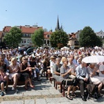 Jubileuszowa Msza św. na rynku w Myślenicach