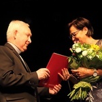 Wręczenie "medalu Niepodległej" Katarzynie Pechman