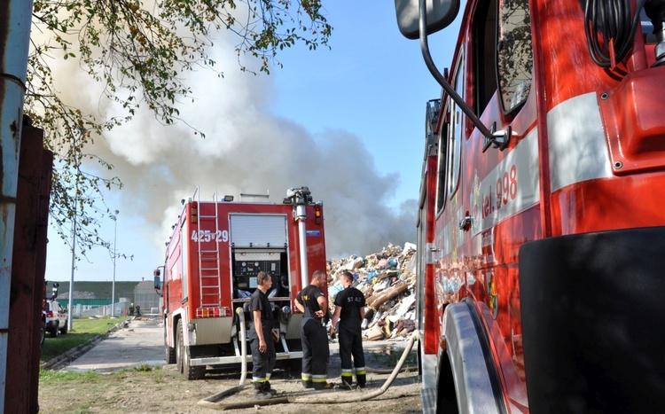 Pożar na wysypisku w Kędzierzynie-Koźlu