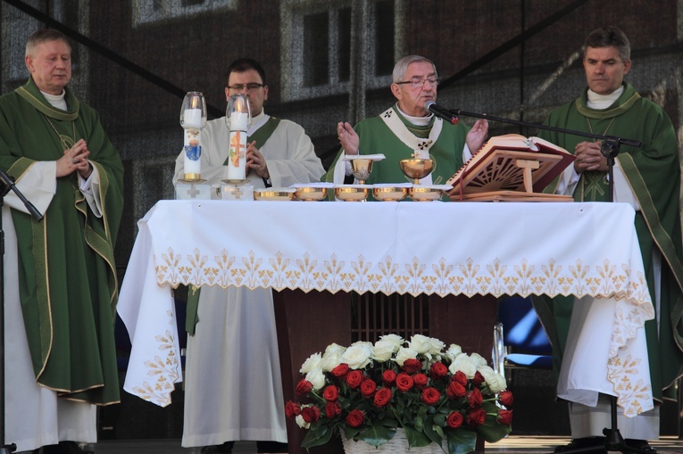 Eucharystii przewodniczył abp Sławoj Leszek Głódź, metropolita gdański.