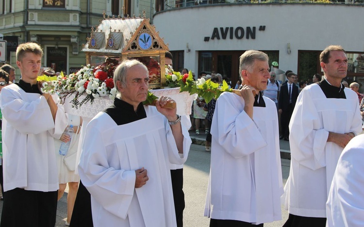 Relikwie św. Melchiora tym razem przynieśli diecezjanie z Czech.