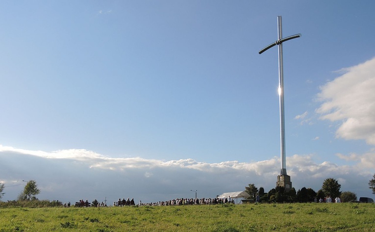 Pod Krzyżem Trzeciego Tysiąclecia w Starym Bielsku także spotkają się uczestnicy akcji "Polska pod Krzyżem".