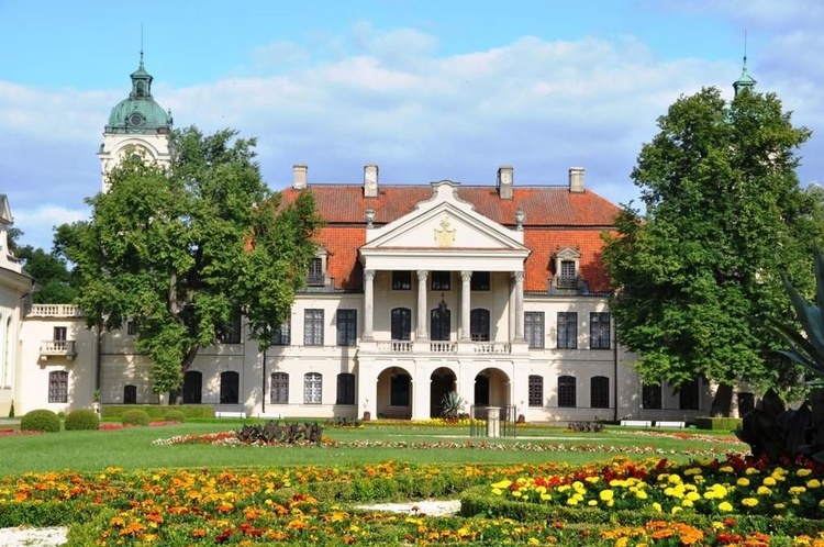 Pałac Zamyskich w Kozłówce - dzisiejsze muzeum.