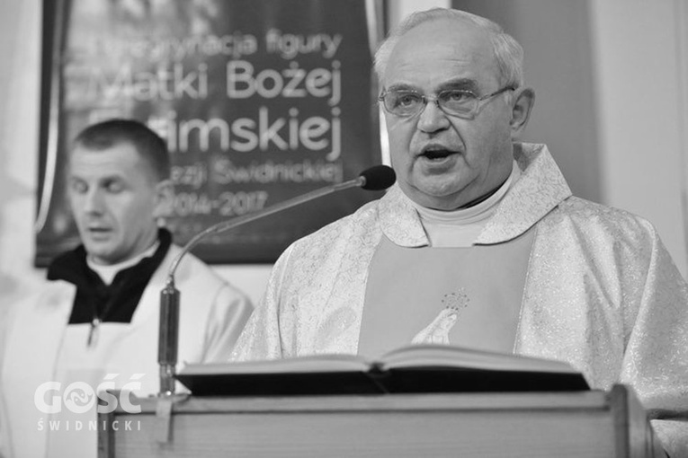ks. Janusz Stokłosa (1955-2019)
