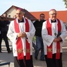 Pielgrzymka Diecezjalna do Skrzatusza. Adoracja Krzyża