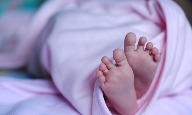 Kobieta z przeszczepioną macicą urodziła dziecko
