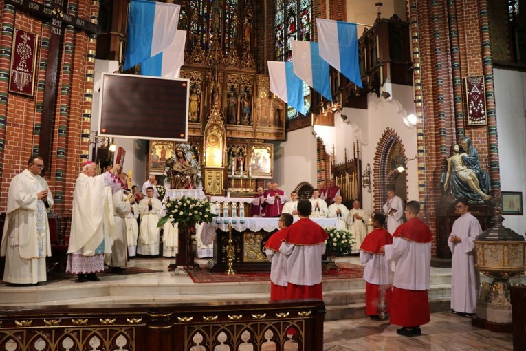 Obchody uroczystości MB Bolesnej - patronki miasta Wałbrzych 