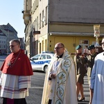 Ulicami Wrocławia ze św. Stanisławem i św. Dorotą