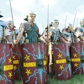 ▲	Grupa o nazwie Legion XXI Rapax odtwarzała życie legionistów rzymskich.