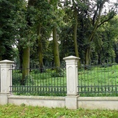 Park na Węglinie jest zamknięty dla mieszkańców.